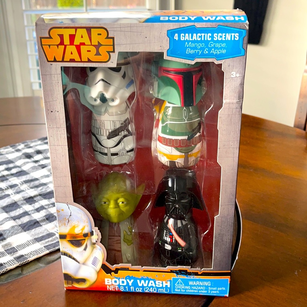 Star Wars figures body wash.